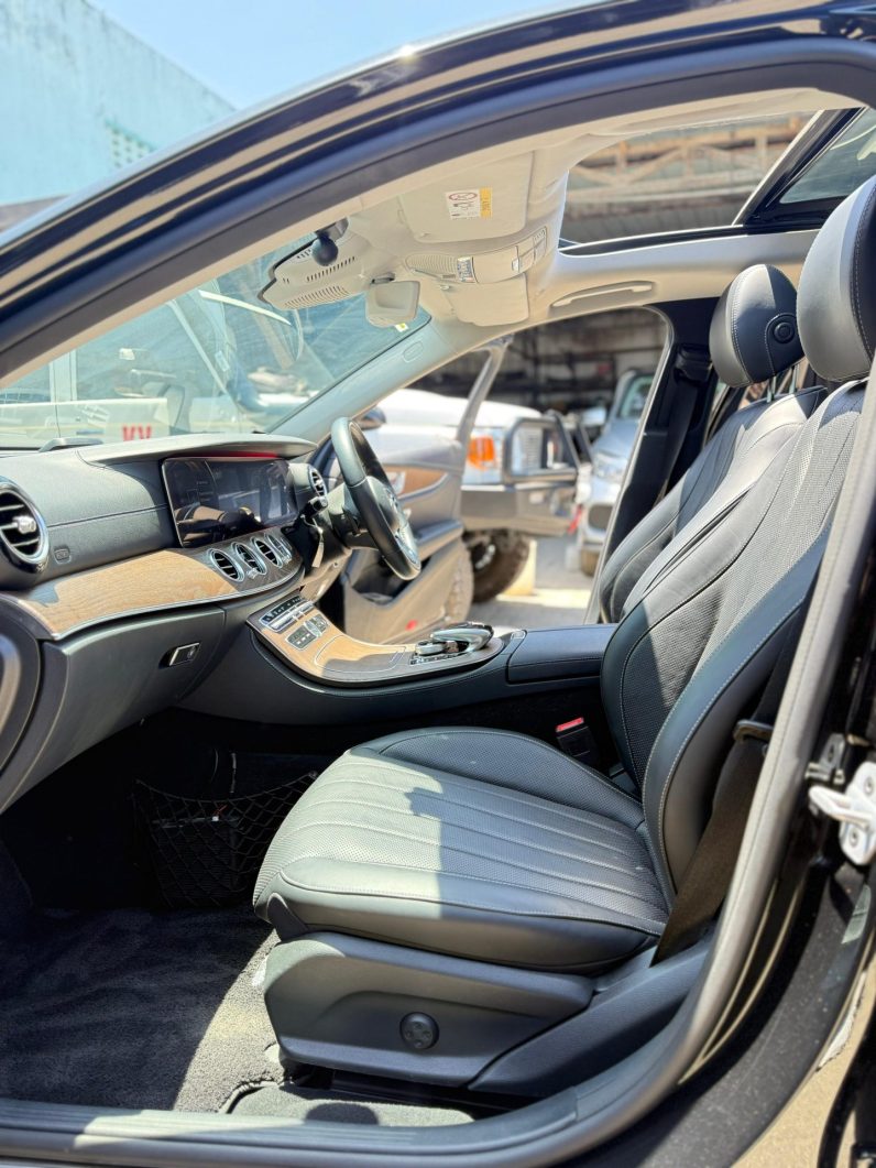 
								Mercedez Benz E450 full									