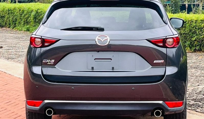 
								Mazda CX-5 full									