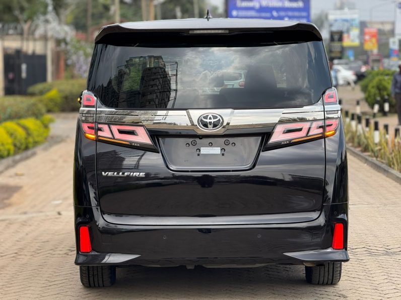 
								Toyota Vellfire full									