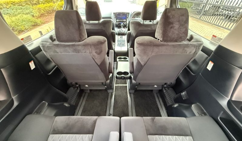
								Toyota Vellfire full									