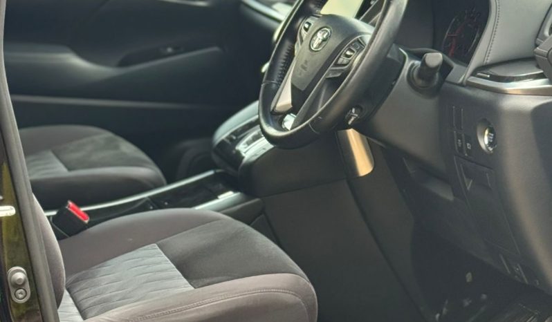 
								Toyota Vellfire full									