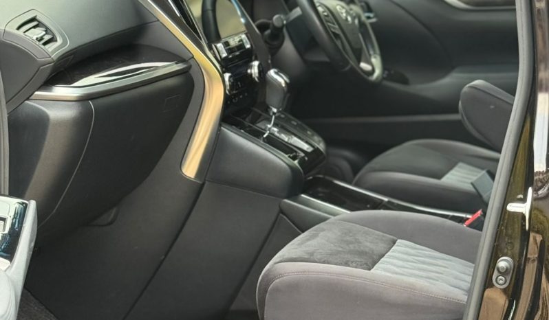 
								Toyota Vellfire full									