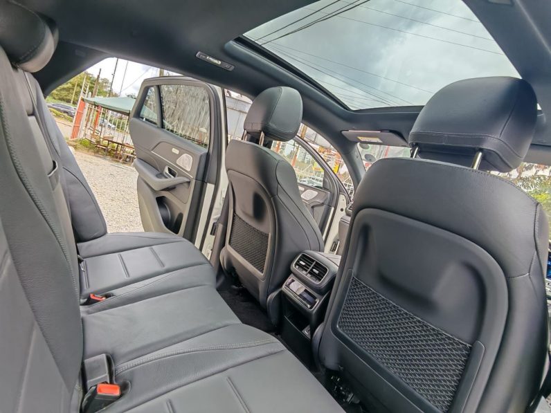 
								Mercedez Benz GLE400d full									