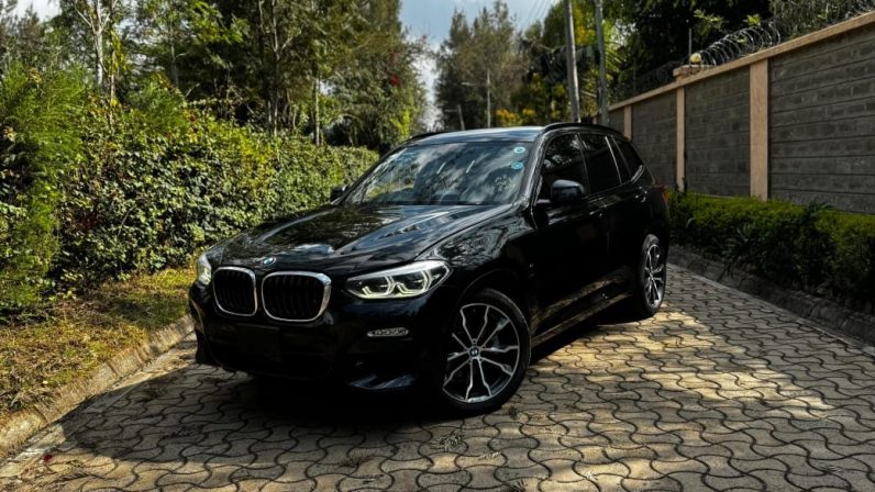 
								BMW X3 full									
