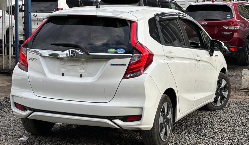 
								Honda Fit full									