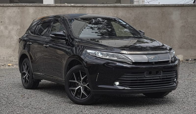 
								Toyota Harrier full									