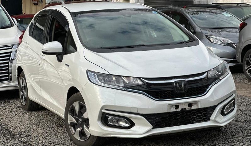 
								Honda Fit full									