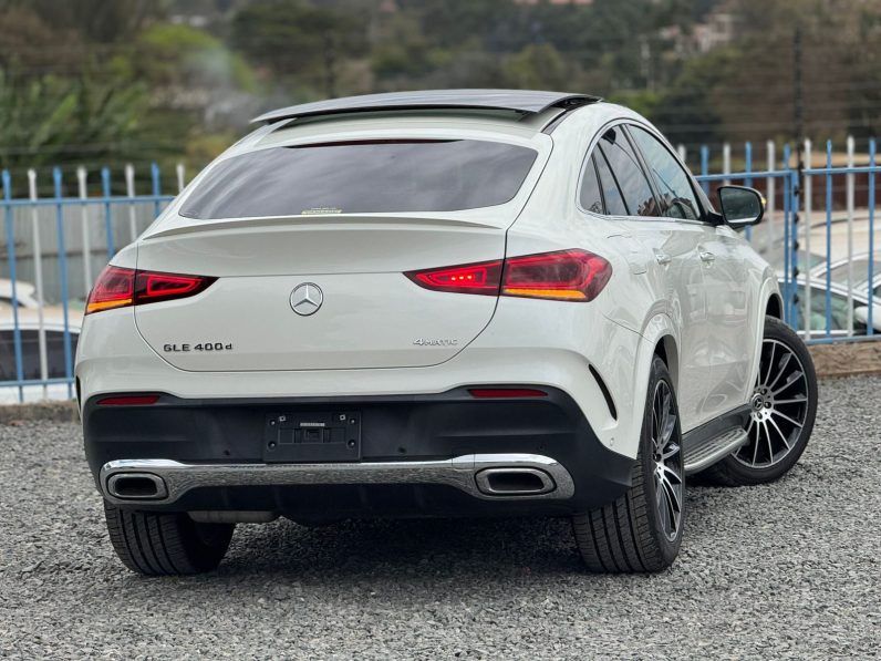 
								Mercedes-Benz GLE 400D full									