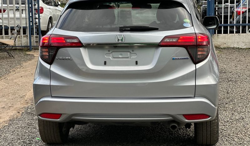 
								Honda Vezel Z full									