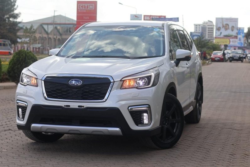 
								Subaru Forester X-Break full									