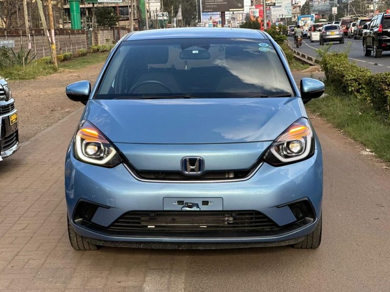 
								Honda Fit full									