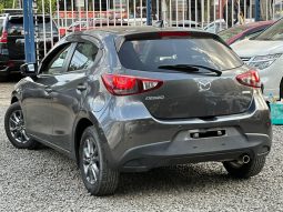 Mazda demio