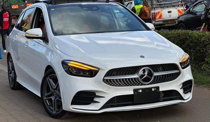 
								Mercedez Benz B180 full									