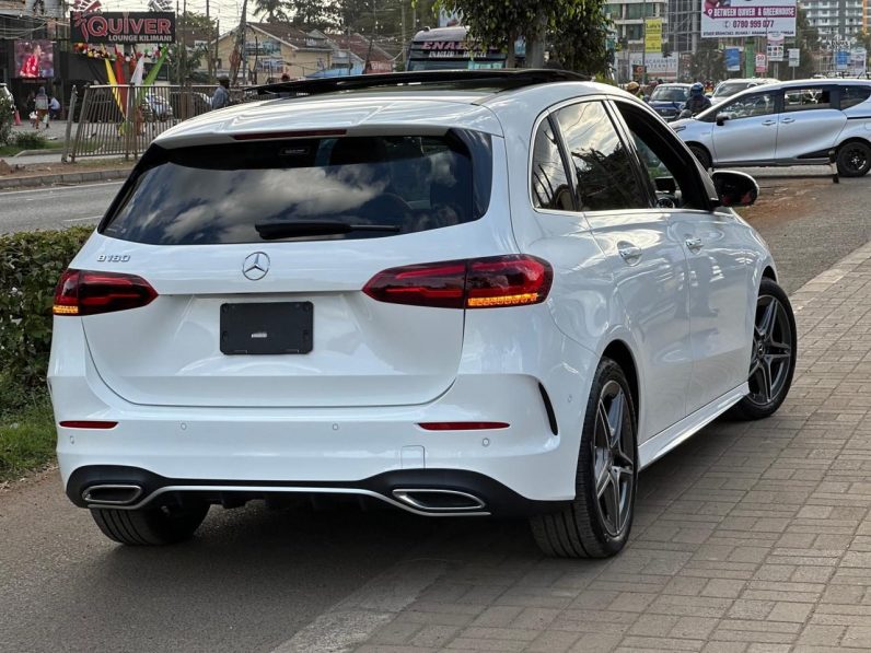 
								Mercedez Benz B180 full									