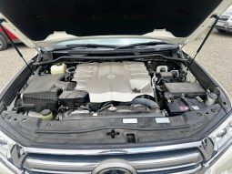 Toyota Land Cruiser 200 series ZX (LC200)