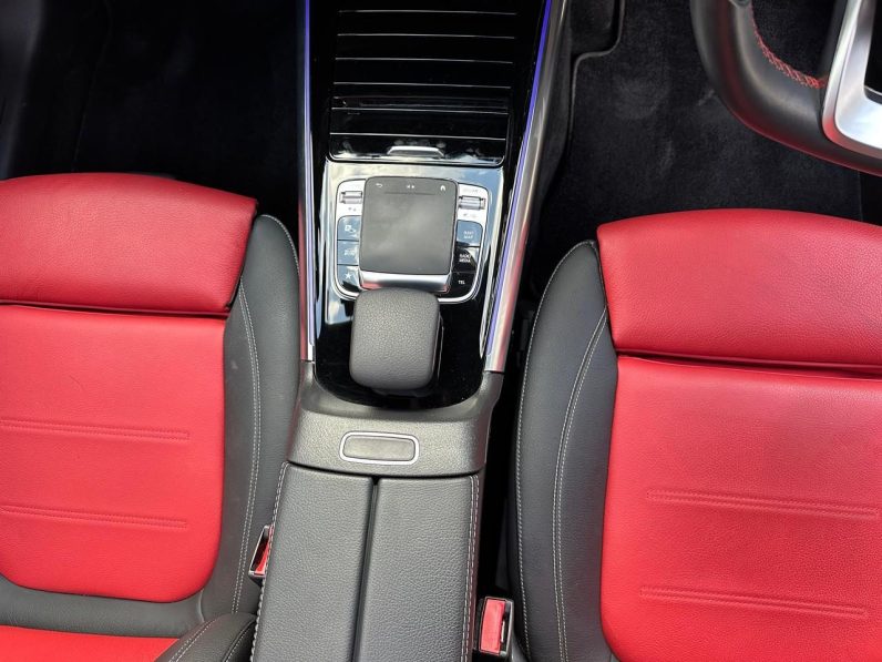 
								Mercedez Benz B180 full									