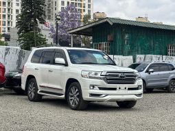 Toyota Land Cruiser 200 series ZX (LC200)