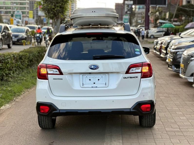 
								Subaru  Outback full									