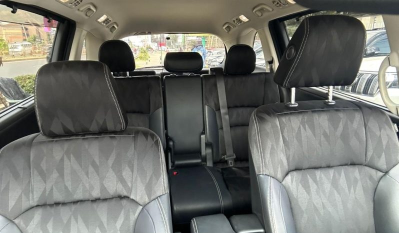 
								Honda Odyssey full									