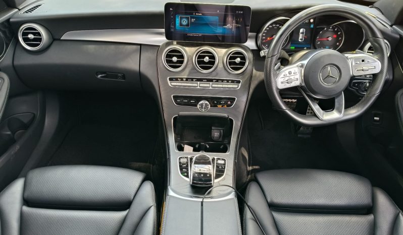 
								Mercedez Benz C200 EQ BOOST full									