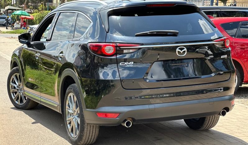 
								Mazda CX-8 full									