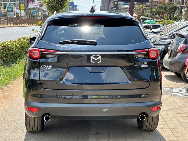 
								Mazda CX-8 full									