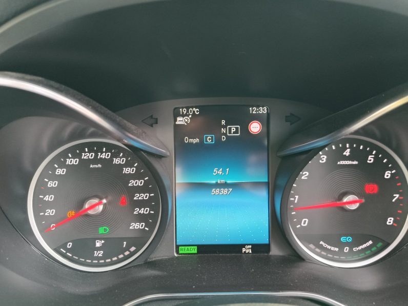 
								Mercedez Benz C200 EQ BOOST full									