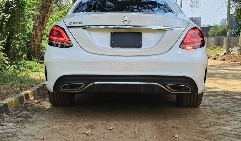 
								Mercedez Benz C200 EQ BOOST full									