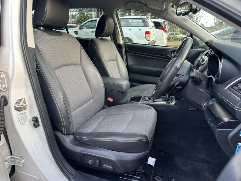 
								Subaru  Outback full									