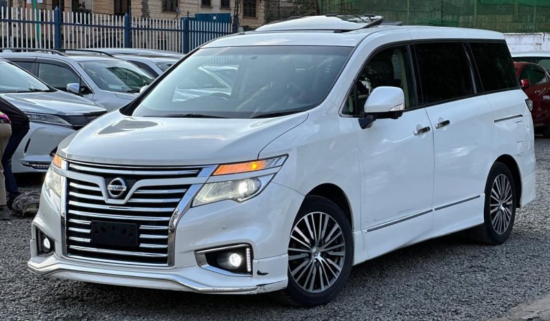 
								Nissan Elgrand Highway Star full									