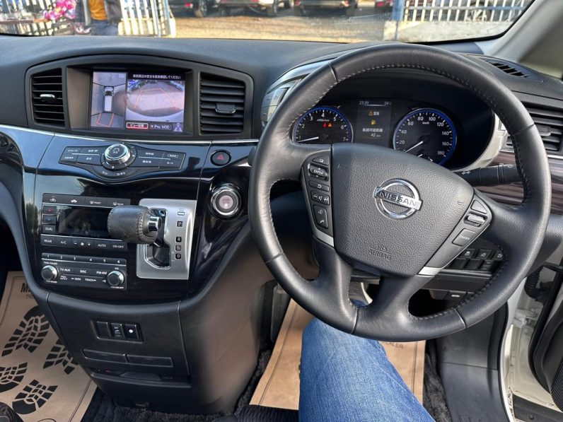 
								Nissan Elgrand Highway Star full									