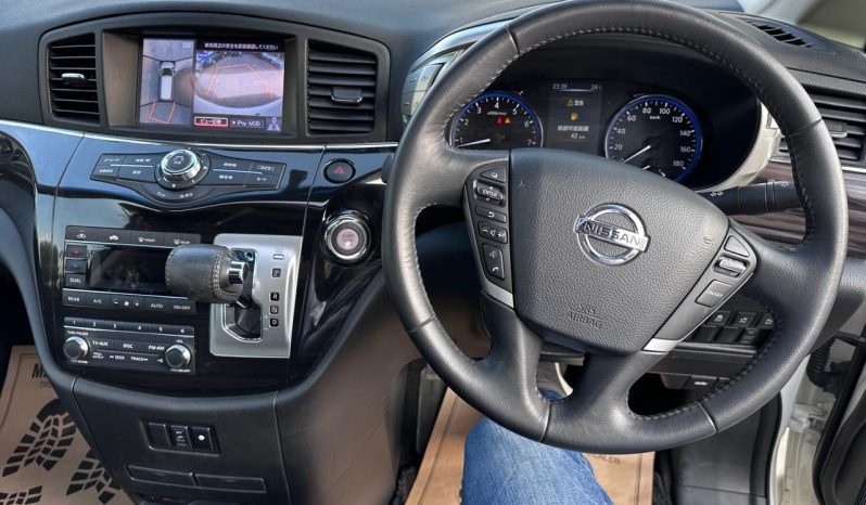 
								Nissan Elgrand Highway Star full									