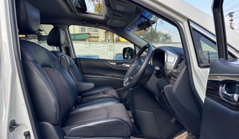 
								Nissan Elgrand Highway Star full									