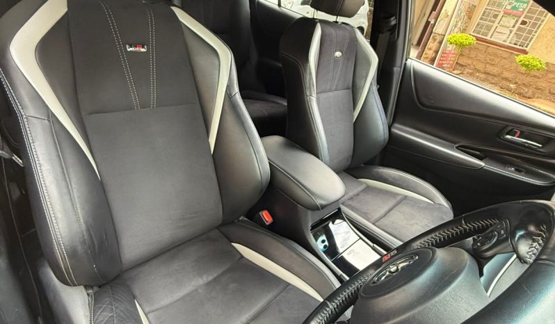 
								Toyota Harrier GR full									