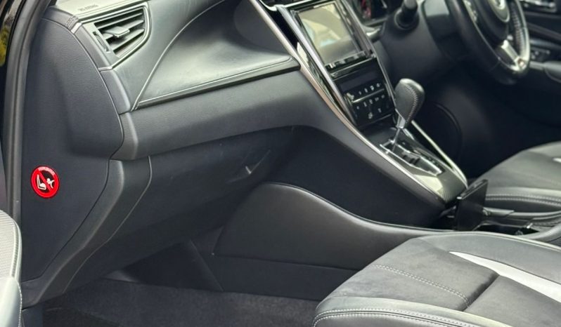 
								Toyota Harrier GR full									