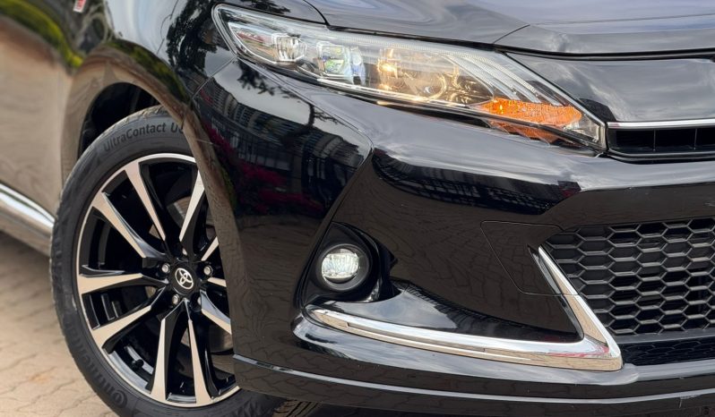 
								Toyota Harrier GR full									