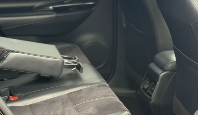 
								Toyota Harrier GR full									