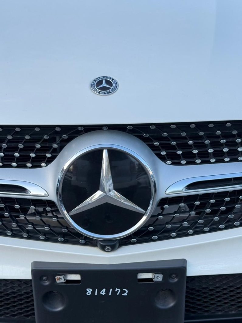 
								Mercedez Benz GLC220D full									