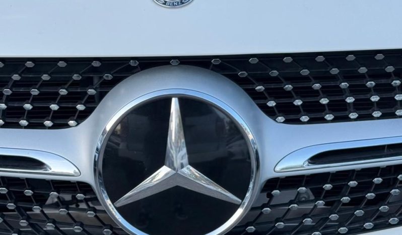 
								Mercedez Benz GLC220D full									