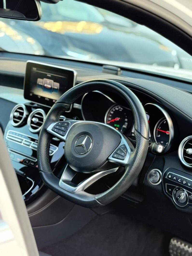 
								Mercedez Benz GLC220D full									