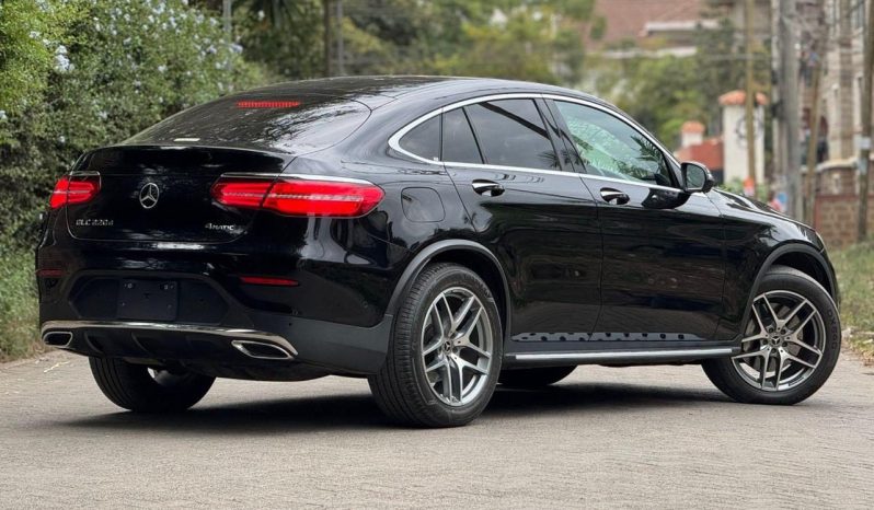 
								Mercedes Benz GLC 220d full									