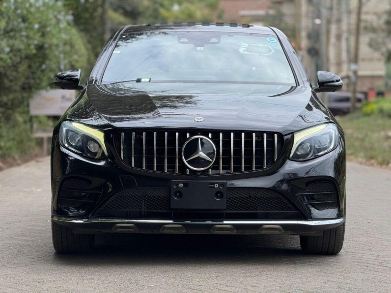 
								Mercedes Benz GLC 220d full									