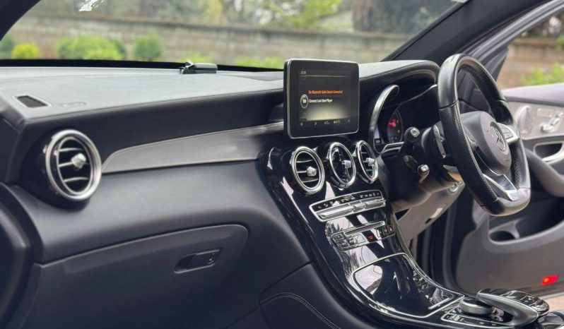 
								Mercedes Benz GLC 220d full									