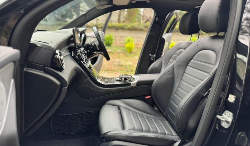 
								Mercedes Benz GLC 220d full									