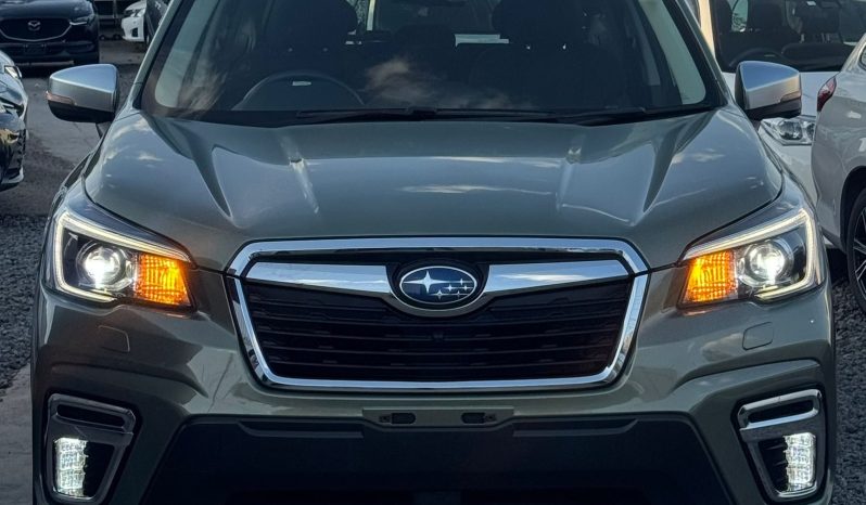 
								Subaru Forester full									