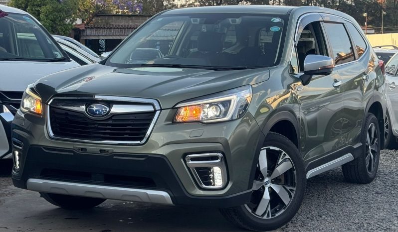 
								Subaru Forester full									