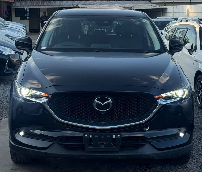 
								Mazda CX-5 full									