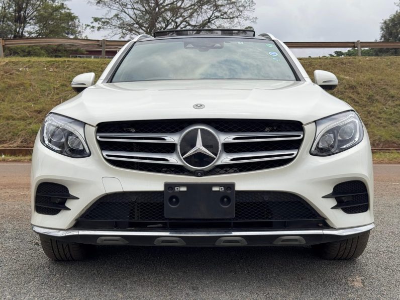 
								Mercedez Benz GLC 220D full									