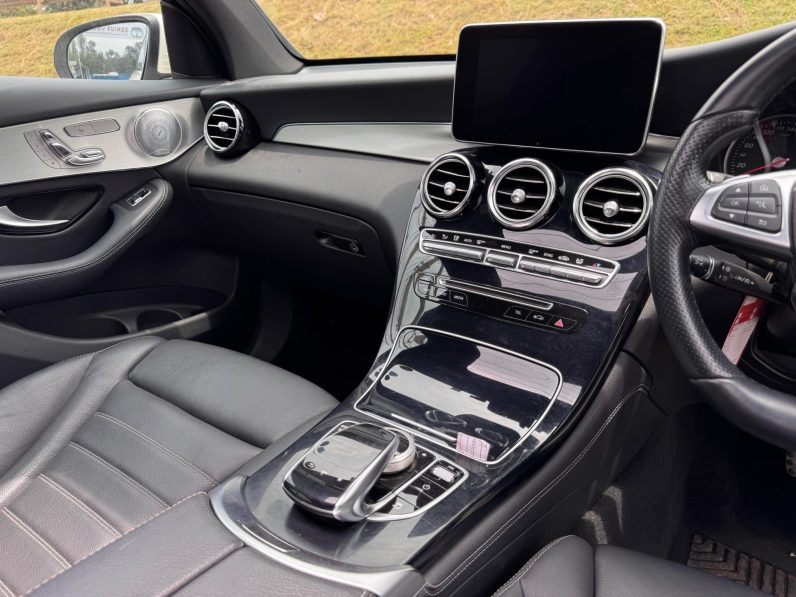 
								Mercedez Benz GLC 220D full									