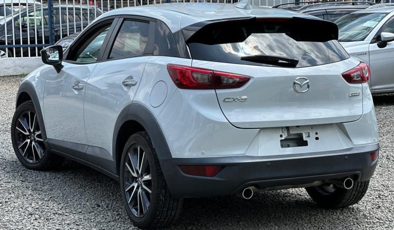 
								Mazda CX-3 full									